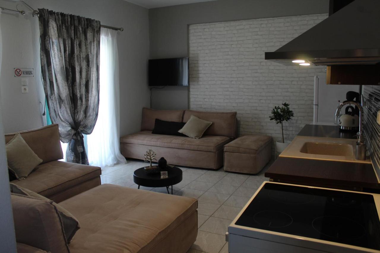 Azure Bliss Suites Nikíti Kültér fotó