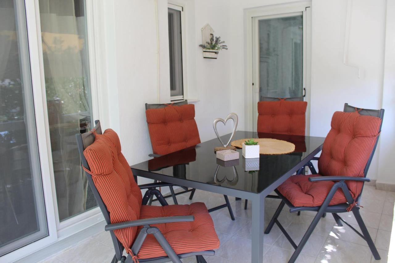 Azure Bliss Suites Nikíti Kültér fotó