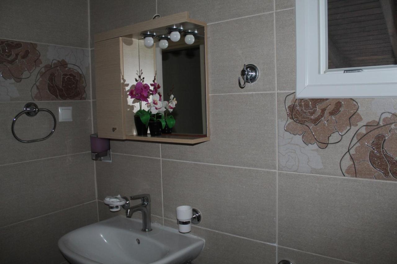 Azure Bliss Suites Nikíti Kültér fotó