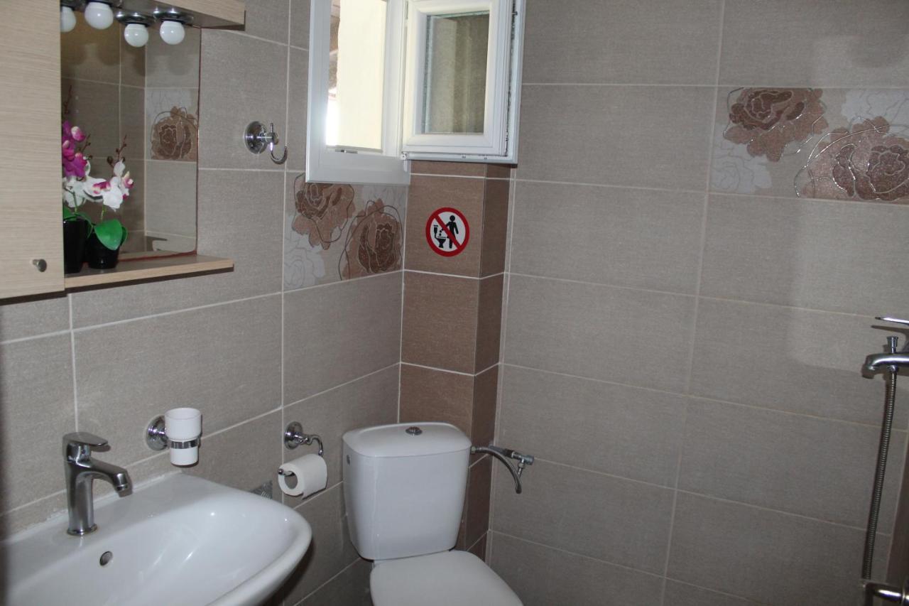 Azure Bliss Suites Nikíti Kültér fotó