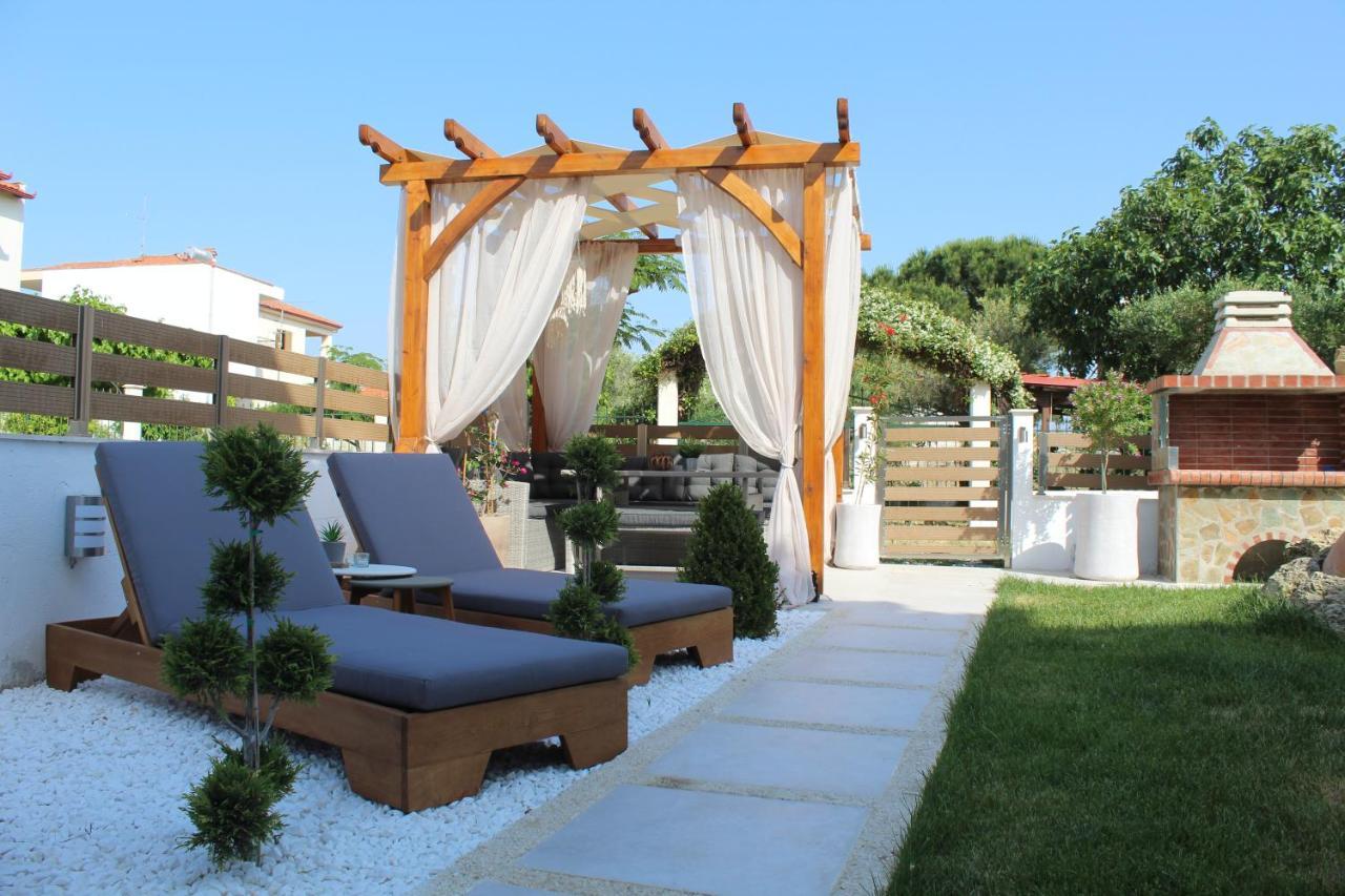 Azure Bliss Suites Nikíti Kültér fotó